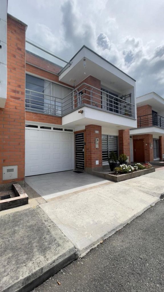 Casa en venta Antioquia La Ceja La Ceja 135 m2 Habitaciones 3 Baños 3 Garajes 1 Precio $700000000