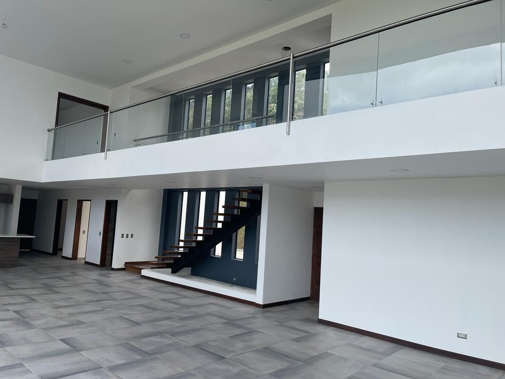 Casa en venta Antioquia El Carmen De Viboral El Centro 581 m2 Habitaciones 6 Baños 7 Garajes 4 Precio $2750000000