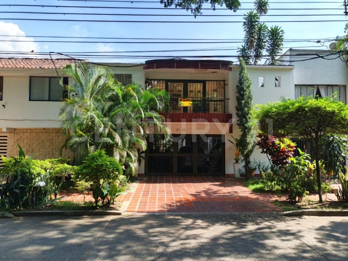 Casa en venta Valle Del Cauca Cali Tequendama 400 m2 Habitaciones 7 Baños 5 Garajes 4 Precio $980000000