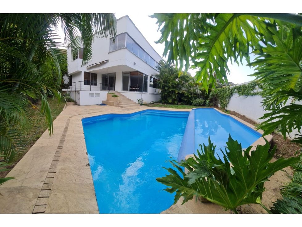 Casa en venta Valle Del Cauca Cali Santa Isabel 780 m2 Habitaciones 3 Baños 6 Garajes 5 Precio $1600000000