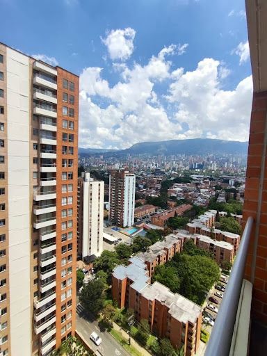 Apartamento en arriendo Antioquia Itagüí Cr Zanetti 70 m2 Habitaciones 3 Baños 2 Garajes 1 Precio $2800000