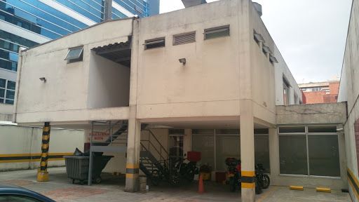 Local en arriendo Cundinamarca Bogotá Chico 736 m2 Habitaciones 0 Baños 6 Garajes 10 Precio $55000000