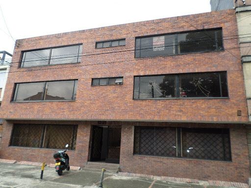 Oficina en arriendo Cundinamarca Bogotá Quinta Camacho 48 m2 Habitaciones 0 Baños 1 Garajes 0 Precio $2208341