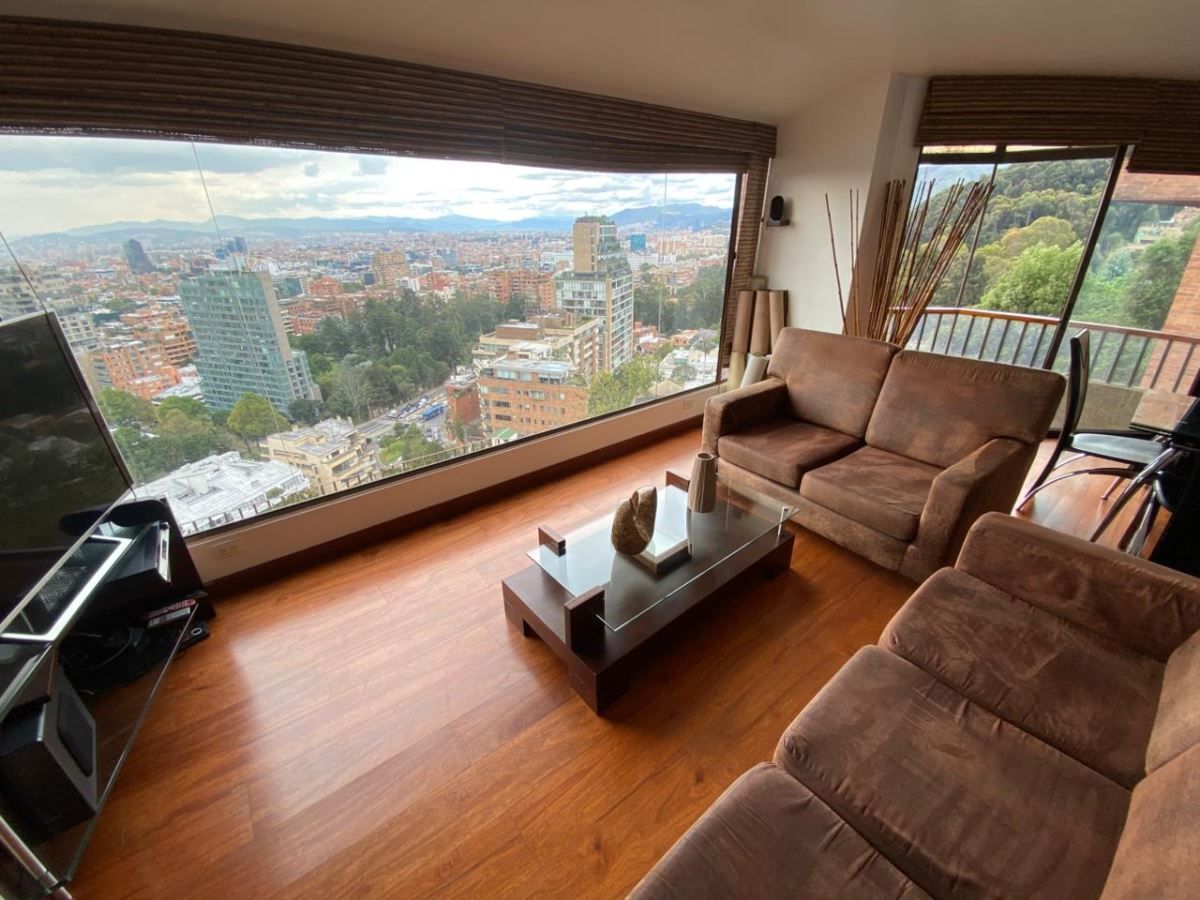 Apartamento en arriendo Cundinamarca Bogotá El Refugio 130 m2 Habitaciones 3 Baños 3 Garajes 2 Precio $5650000