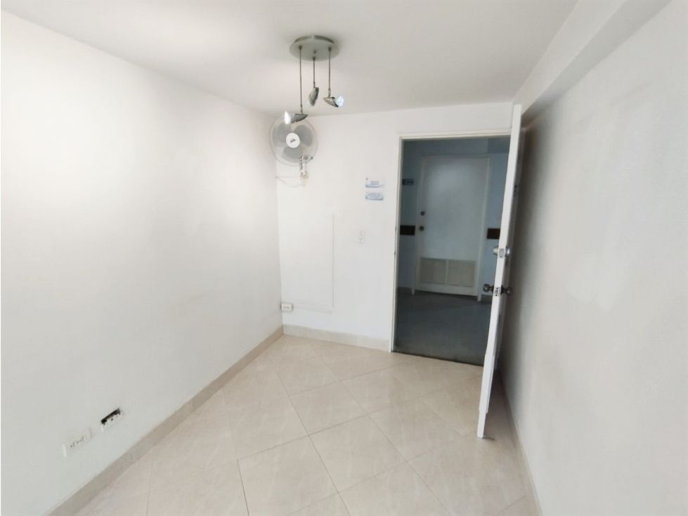Oficina en arriendo Antioquia Medellín Diego Echavarria 30 m2 Habitaciones 0 Baños 1 Garajes 1 Precio $2200000