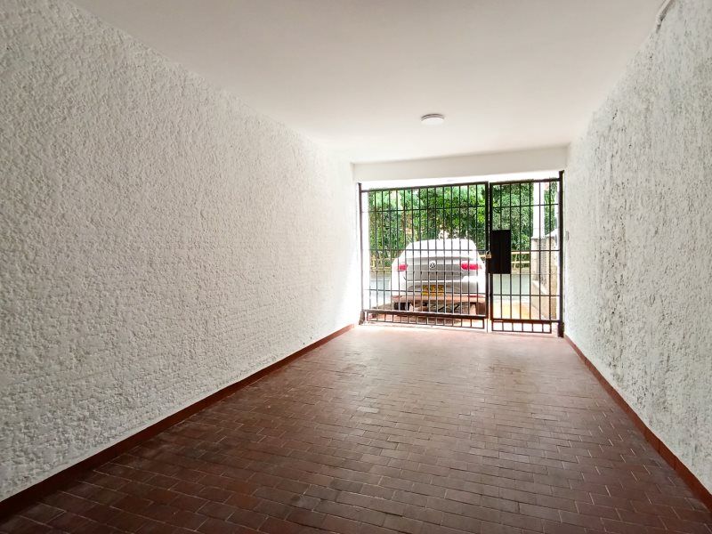 Casa en arriendo Antioquia Medellín La Palma 150 m2 Habitaciones 4 Baños 2 Garajes 1 Precio $4000000