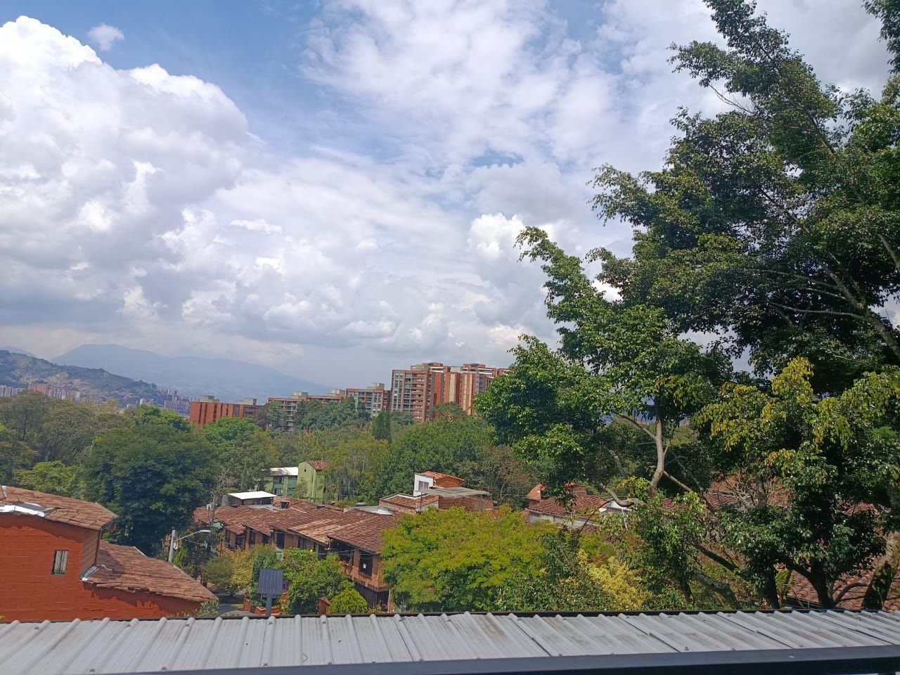 Apartamento en arriendo Antioquia Envigado Trianon 97 m2 Habitaciones 2 Baños 2 Garajes 1 Precio $3000000