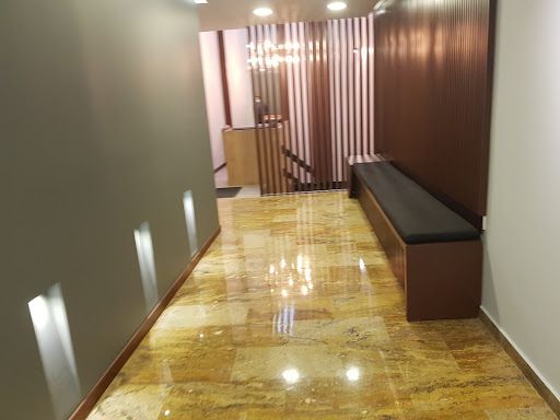 Oficina en arriendo Cundinamarca Bogotá Quinta Camacho 320 m2 Habitaciones 0 Baños 4 Garajes 1 Precio $9000000