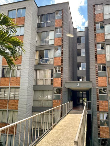 Apartamento en arriendo Antioquia Medellín Los Alcazares 52 m2 Habitaciones 3 Baños 2 Garajes 0 Precio $2200000