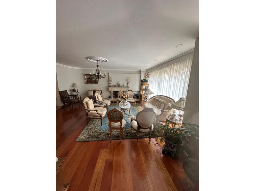 Apartamento en venta Cundinamarca Bogotá Country Club 211 m2 Habitaciones 3 Baños 5 Garajes 3 Precio $1400000000