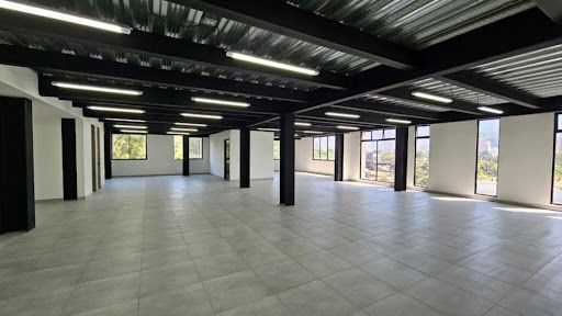 Bodega en arriendo Antioquia Medellín Tenche 200 m2 Habitaciones 0 Baños 2 Garajes 0 Precio $14000000