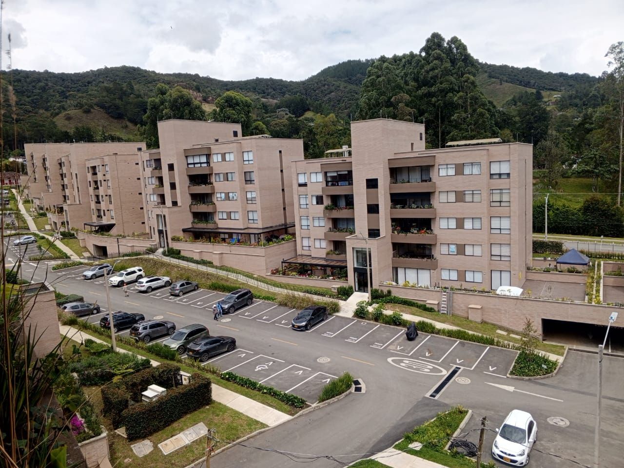 Apartamento en arriendo Antioquia El Retiro El Plan 95 m2 Habitaciones 3 Baños 2 Garajes 1 Precio $3800000