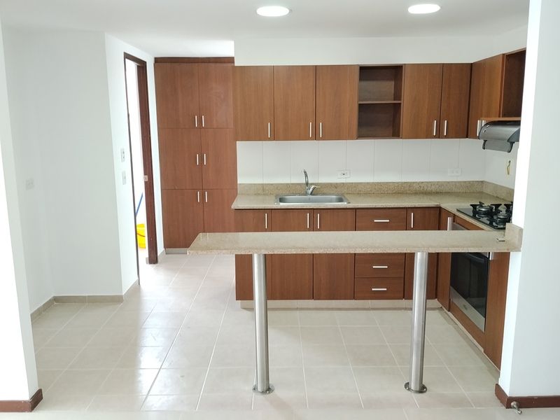 Apartamento en arriendo Antioquia Envigado Bosques De Zúñiga 117 m2 Habitaciones 3 Baños 3 Garajes 2 Precio $5200000