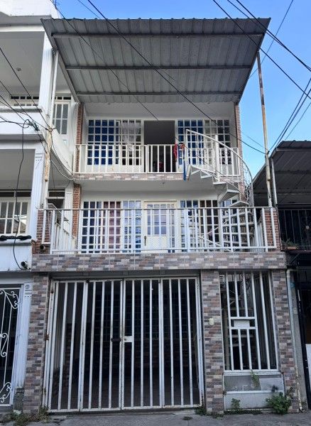 Casa en venta Valle Del Cauca Cali Valle Grande 60 m2 Habitaciones 6 Baños 3 Garajes 1 Precio $255000000