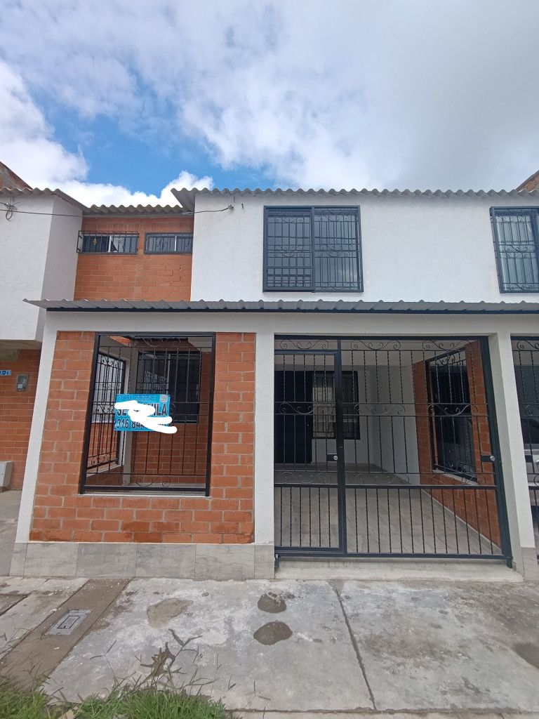 Casa en arriendo Valle Del Cauca Palmira Asd 85 m2 Habitaciones 4 Baños 3 Garajes 1 Precio $1300000