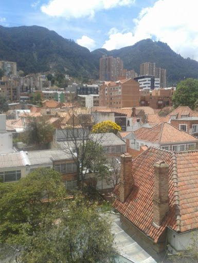 Oficina en venta Cundinamarca Bogotá Pardo Rubio 1000 m2 Habitaciones 0 Baños 4 Garajes 4 Precio $4700000000