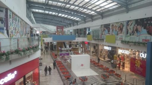 Local en venta Cundinamarca Bogotá Salazar Gomez 1423 m2 Habitaciones 0 Baños 1 Garajes 0 Precio $9961350000