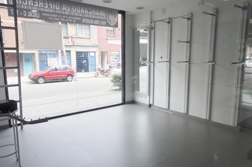 Local en venta Cundinamarca Bogotá La Pepita 18 m2 Habitaciones 0 Baños 0 Garajes 0 Precio $350000000