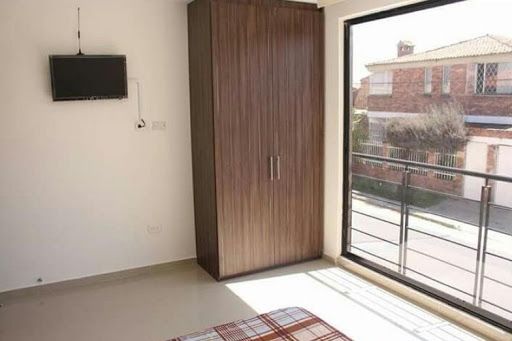 Casa en venta Cundinamarca Chía Chia 517 m2 Habitaciones 11 Baños 5 Garajes 3 Precio $1050000000