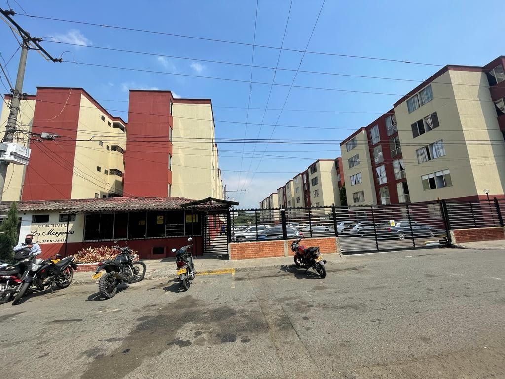 Apartamento en venta Valle Del Cauca Cali San Vicente 56 m2 Habitaciones 3 Baños 2 Garajes 1 Precio $165000000