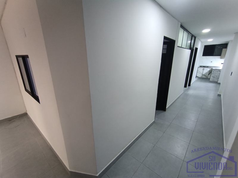 Apartamento en arriendo Antioquia Medellín Manrique Central No1 80 m2 Habitaciones 3 Baños 1 Garajes 0 Precio $1600000