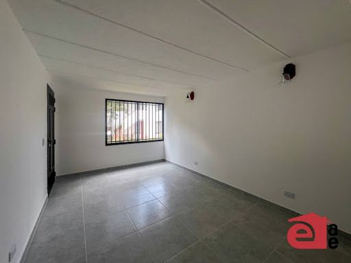 Casa en arriendo Antioquia Envigado El Dorado 72 m2 Habitaciones 3 Baños 2 Garajes 0 Precio $2500000
