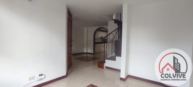Casa en arriendo Antioquia Sabaneta Santa Ana 80 m2 Habitaciones 3 Baños 3 Garajes 0 Precio $3700000