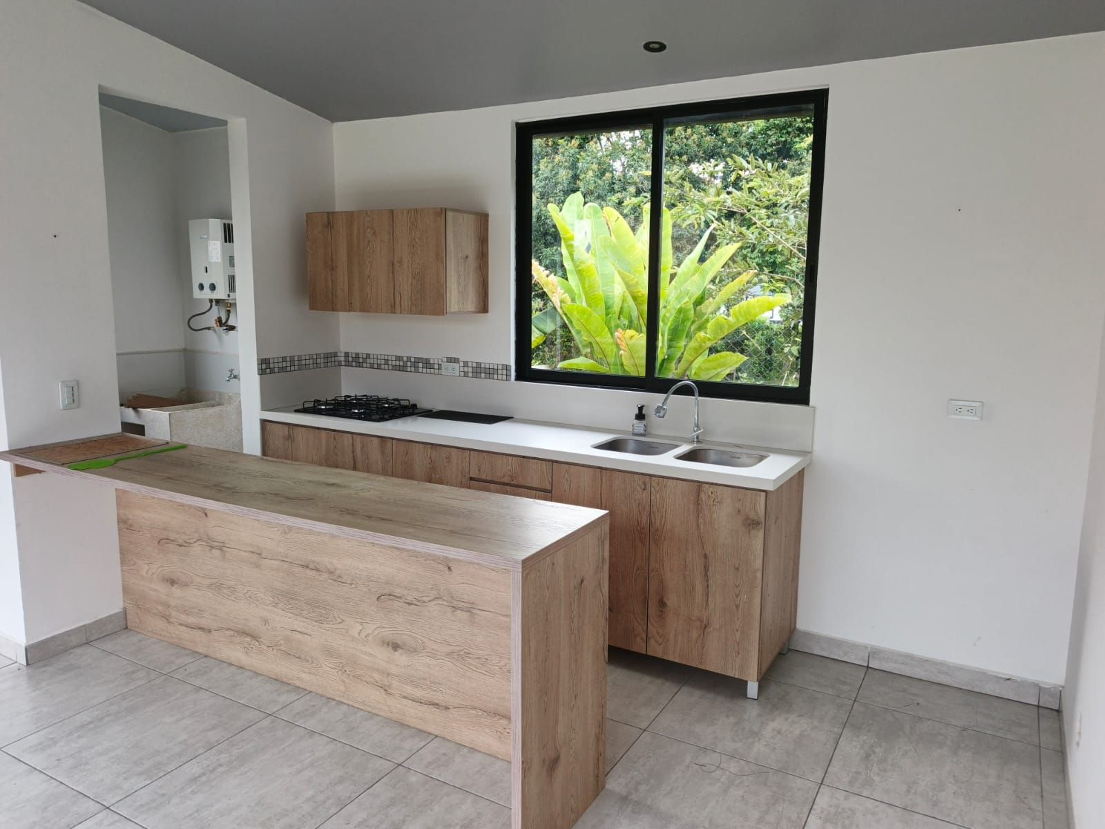 Casa en arriendo Risaralda Pereira Jardin De Velez Y Velez 150 m2 Habitaciones 2 Baños 2 Garajes 2 Precio $3400000