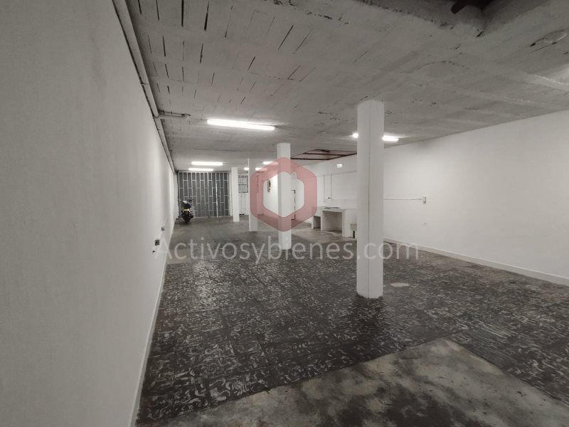 Bodega en arriendo Antioquia Medellín Santa Lucia 100 m2 Habitaciones 0 Baños 2 Garajes 0 Precio $5250000