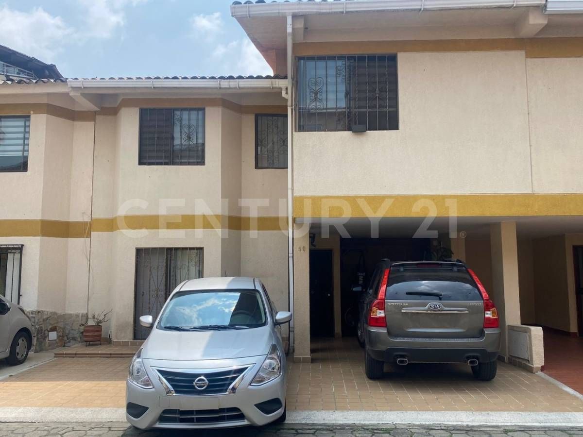 Casa en venta Valle Del Cauca Cali Sector La Luisa Bella Suiza 198 m2 Habitaciones 3 Baños 4 Garajes 3 Precio $600000000