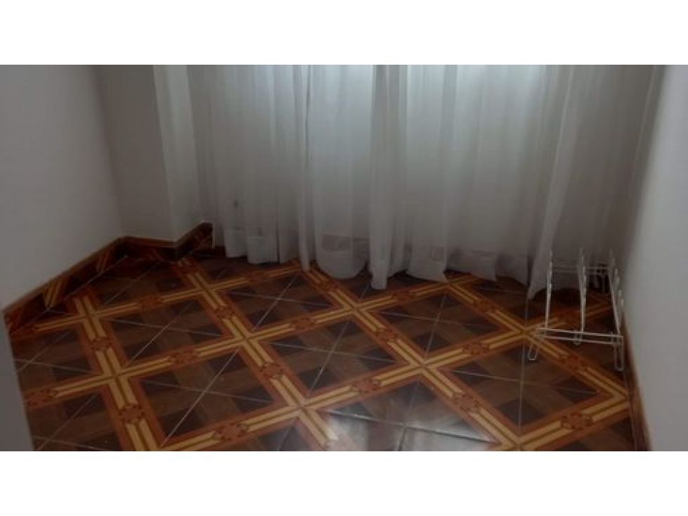 Apartamento en venta Cundinamarca Bogotá Villas De Granada Et I 54 m2 Habitaciones 3 Baños 3 Garajes 0 Precio $215000000