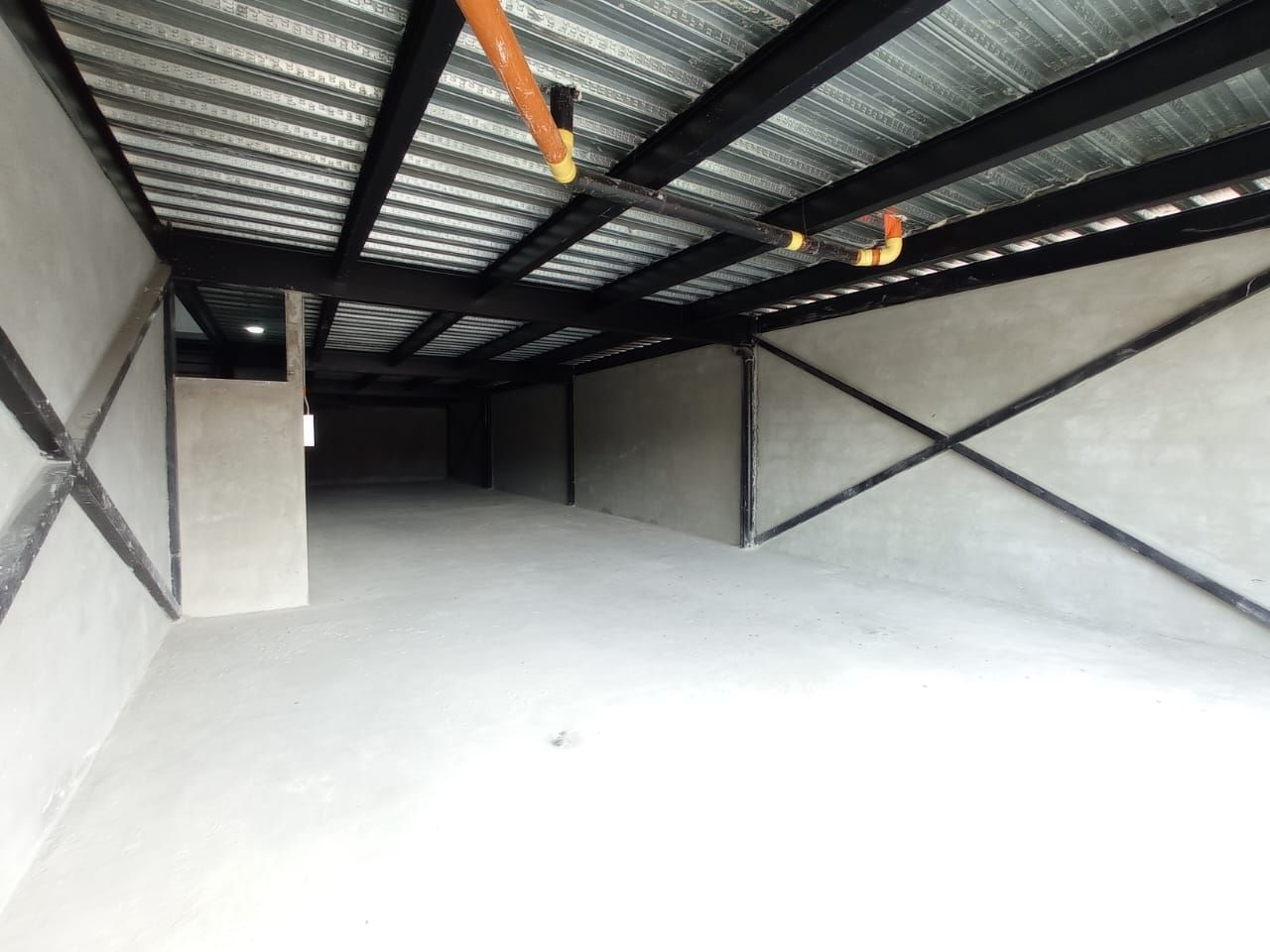 Local en arriendo Antioquia Medellín Caicedo 160 m2 Habitaciones 0 Baños 1 Garajes 0 Precio $6500000