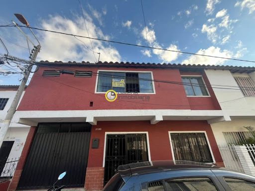 Casa en arriendo Santander Girón El Poblado 130 m2 Habitaciones 4 Baños 3 Garajes 2 Precio $2300000