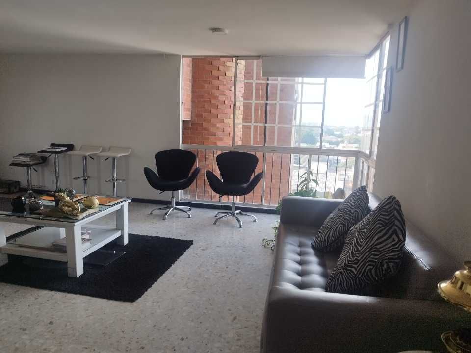 Apartamento en venta Valle Del Cauca Cali Prados Del Limonar 120 m2 Habitaciones 3 Baños 2 Garajes 1 Precio $420000000