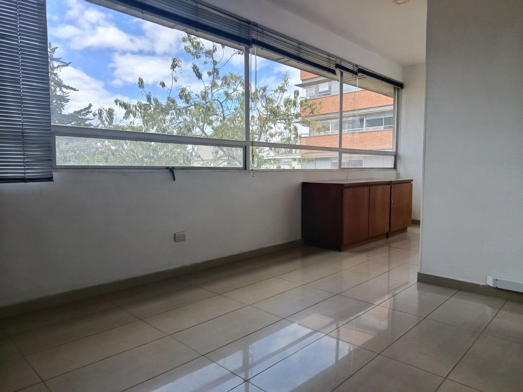 Consultorio en venta Cundinamarca Bogotá Chico 26 m2 Habitaciones 0 Baños 1 Garajes 0 Precio $240000000