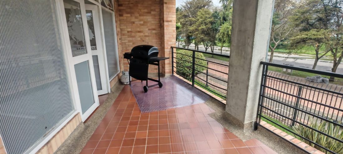 Apartamento en venta Cundinamarca Bogotá Cjr Altorreal 65 m2 Habitaciones 2 Baños 2 Garajes 1 Precio $410000000