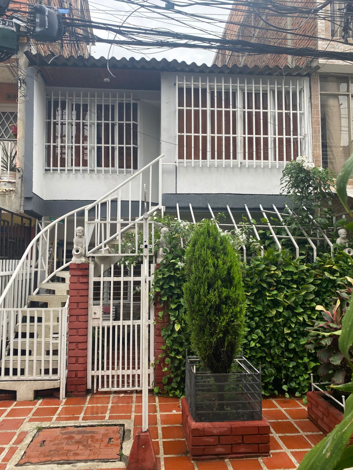 Casa en venta Valle Del Cauca Cali Ciudad Córdoba 120 m2 Habitaciones 7 Baños 5 Garajes 0 Precio $300000000