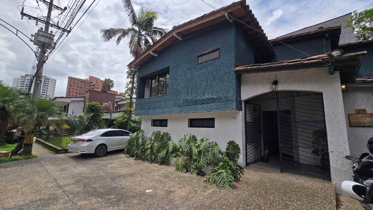 Casa en arriendo Antioquia Medellín Patio Bonito 520 m2 Habitaciones 19 Baños 5 Garajes 1 Precio $23500000