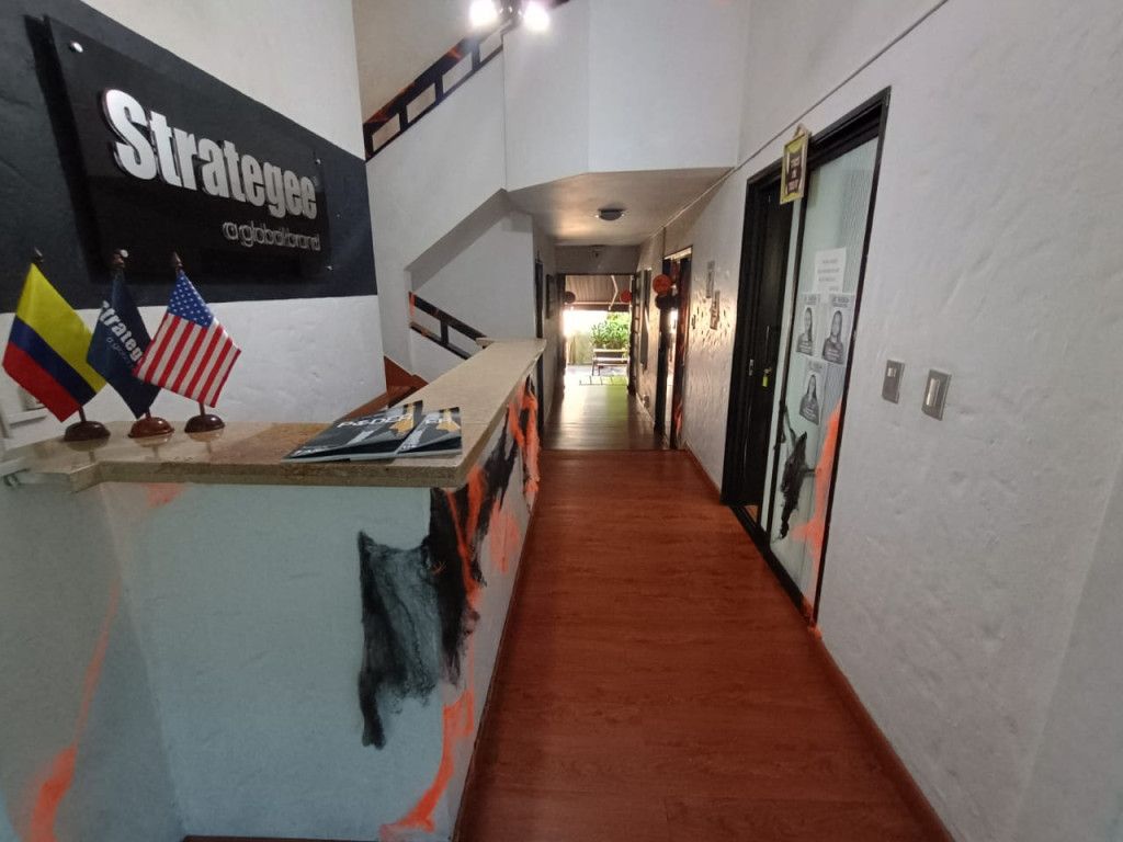 Casa en arriendo Antioquia Medellín Las Lomas No1 1100 m2 Habitaciones 7 Baños 5 Garajes 4 Precio $30000000