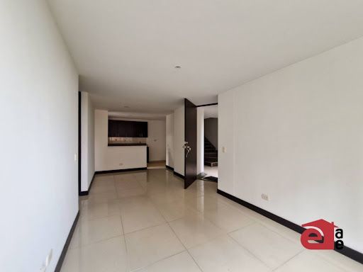 Apartamento en arriendo Antioquia Envigado San José 82 m2 Habitaciones 3 Baños 2 Garajes 1 Precio $3630000