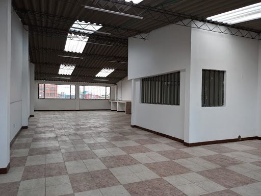 Local en arriendo Cundinamarca Bogotá Santa Helenita 280 m2 Habitaciones 0 Baños 4 Garajes 0 Precio $5000000