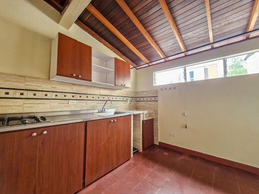 Apartamento en arriendo Antioquia Envigado La Paz 60 m2 Habitaciones 2 Baños 1 Garajes 0 Precio $1800000