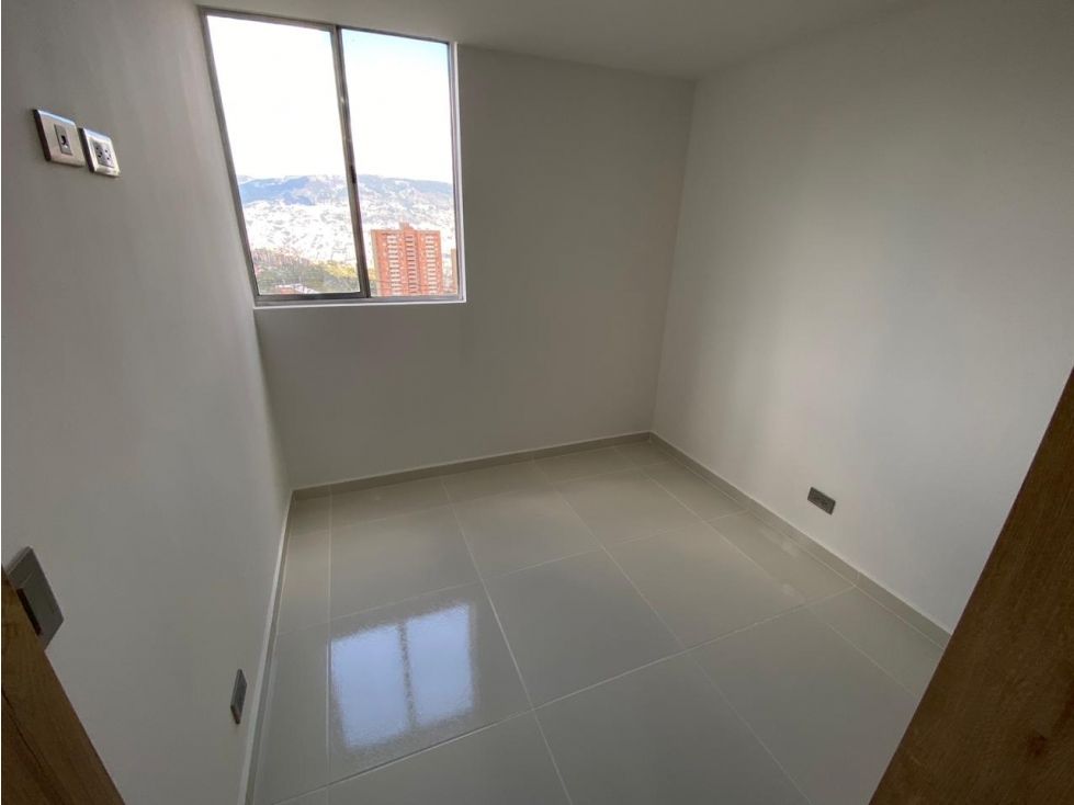 Apartamento en arriendo Antioquia Medellín Nazareth 54 m2 Habitaciones 3 Baños 2 Garajes 1 Precio $1600000