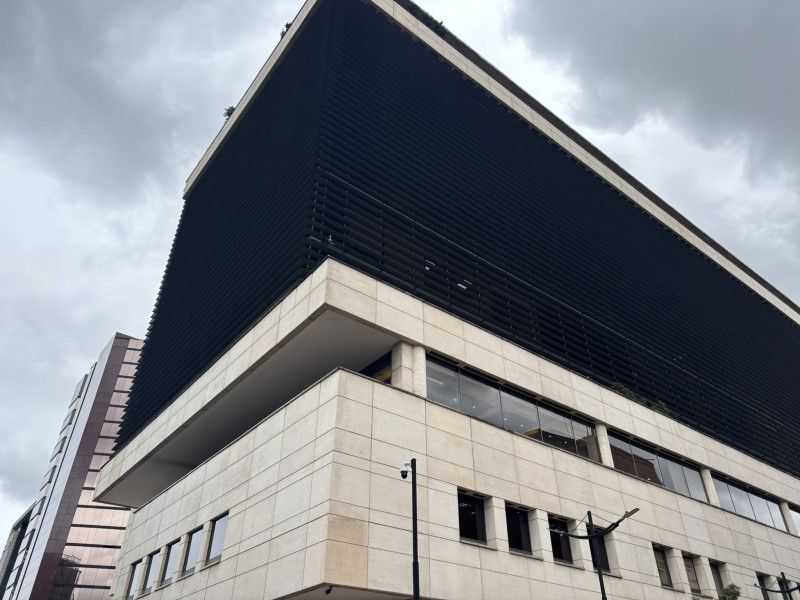 Oficina en venta Cundinamarca Bogotá La Esperanza Norte 169 m2 Habitaciones 0 Baños 1 Garajes 4 Precio $2250000000