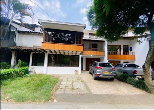 Casa en arriendo Antioquia Envigado Loma Del Atravesado 358 m2 Habitaciones 4 Baños 5 Garajes 3 Precio $11000000