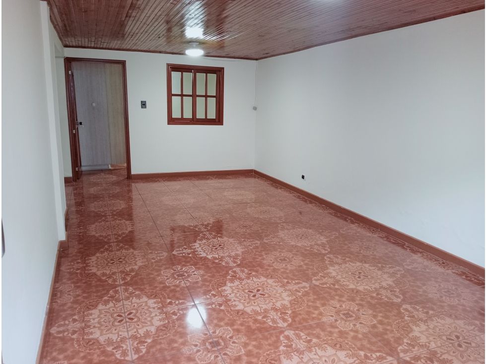 Casa en venta Caldas Manizales Los Alcazares 210 m2 Habitaciones 8 Baños 2 Garajes 1 Precio $490000000