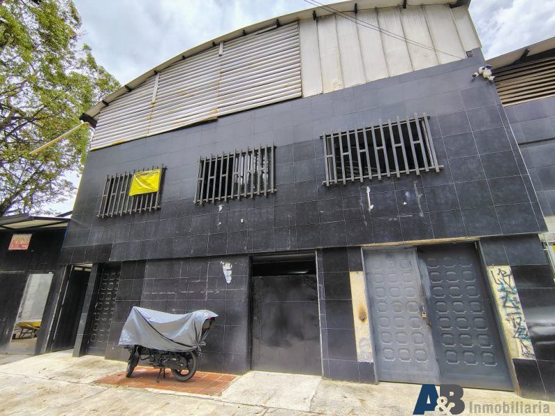 Bodega en arriendo Antioquia Copacabana Copacabana 200 m2 Habitaciones 0 Baños 2 Garajes 0 Precio $8000000