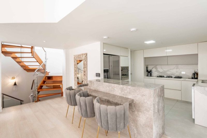 Casa en venta Cundinamarca Bogotá Santa Bibiana 203 m2 Habitaciones 3 Baños 4 Garajes 2 Precio $1500000000