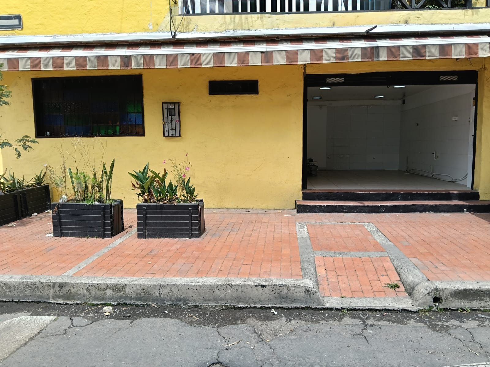 Local en arriendo Cundinamarca Bogotá Super Manzana 5 35 m2 Habitaciones 0 Baños 1 Garajes 0 Precio $2300000