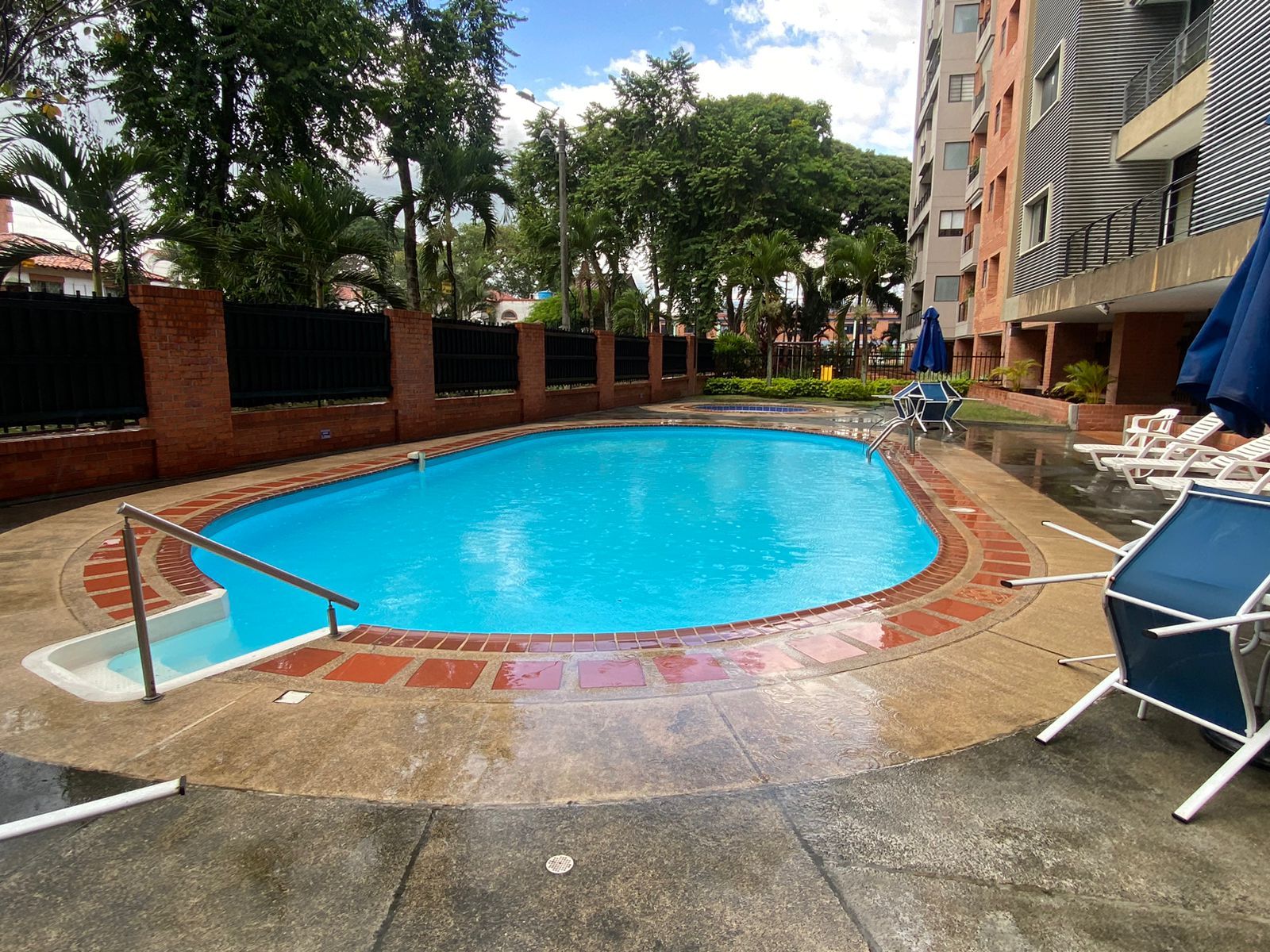 Apartamento en arriendo o venta Valle Del Cauca Palmira Cr Natura 119 m2 Habitaciones 2 Baños 2 Garajes 2 Precio venta $640000000 Precio arriendo $2900000